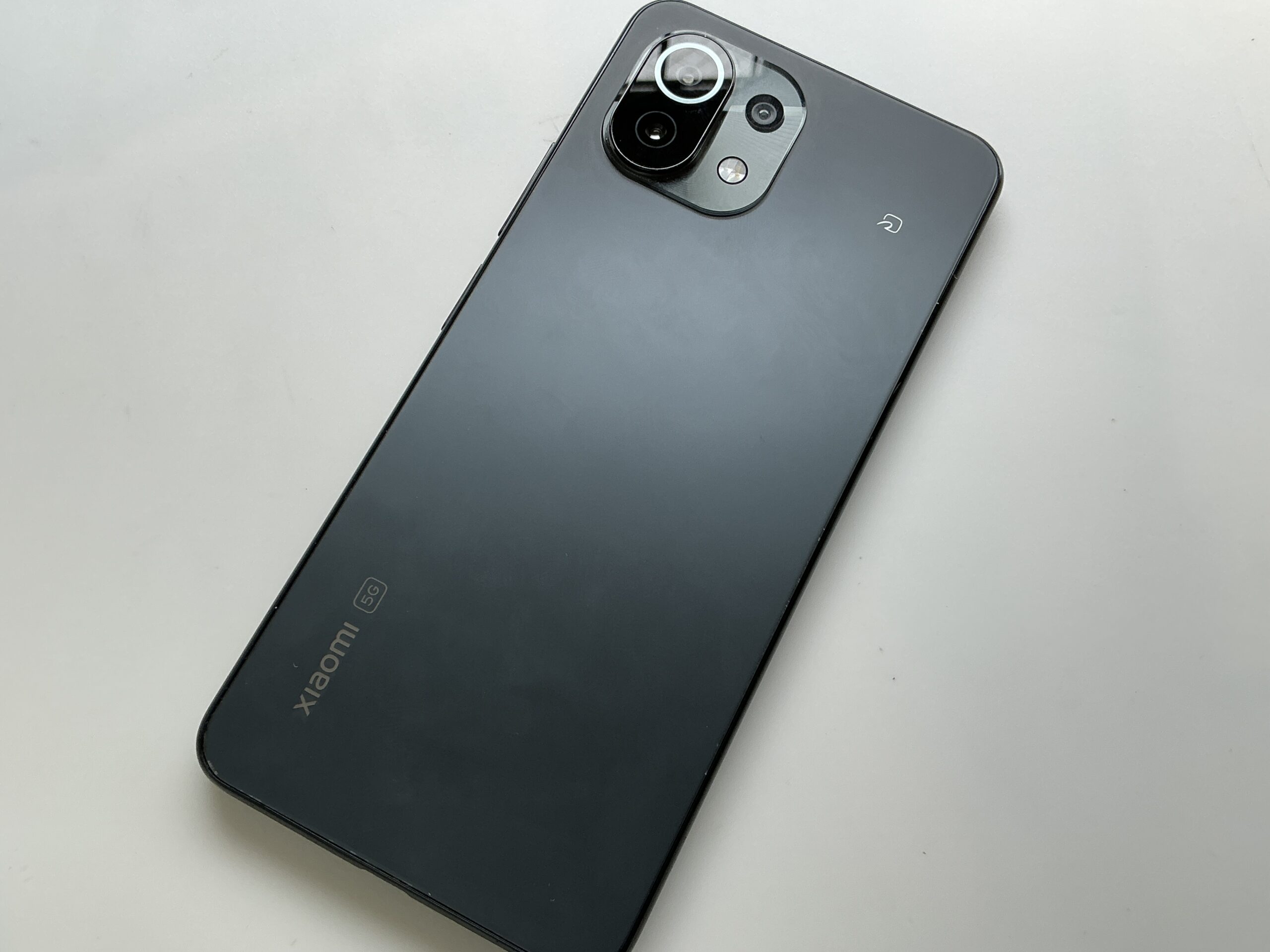 電源が入らないXiaomi Mi 11 Lite 5Gの修理前の外観確認