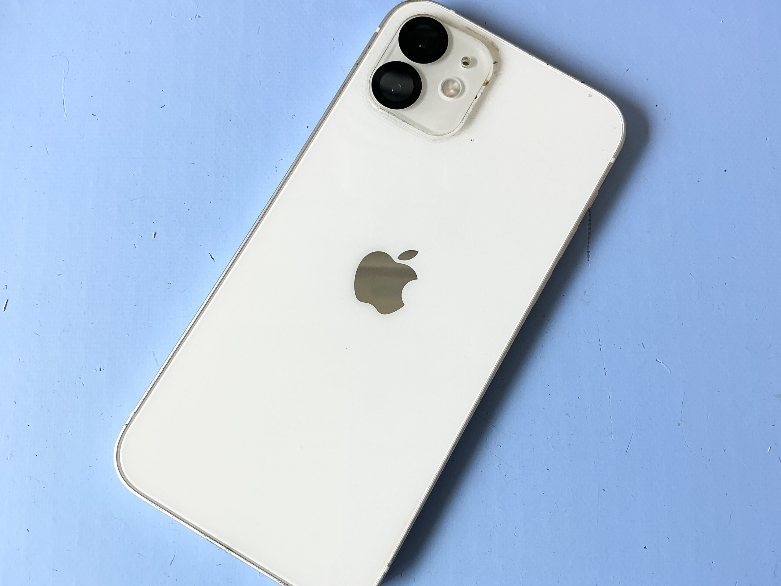 iPhone 12 バッテリー劣化 アップ